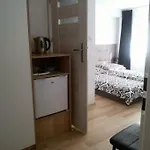 Quarto em Acomodações Particulares Goscinne Gasowscy Dzieci Od 12 Roku Zycia *