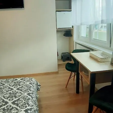 Δωμάτια σε οικογενειακή κατοικία Goscinne Gasowscy Dzieci Od 12 Roku Zycia