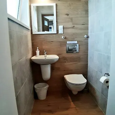 ホームステイ Goscinne Gasowscy Dzieci Od 12 Roku Zycia ミエンジズドロイェ